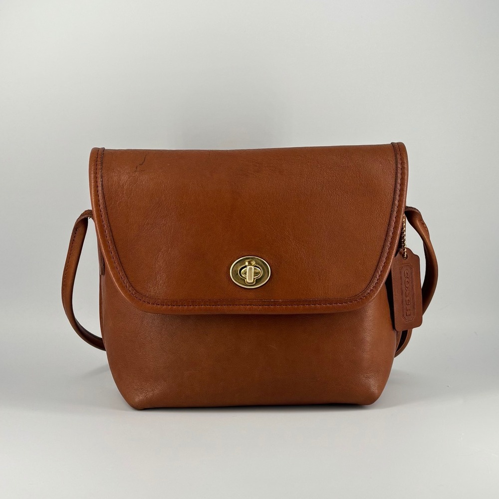 Vintage Coach Quincy Crossbody Bag w/ Hangtag | 1990s Tan Leather Turnlock